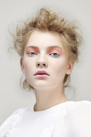 LINDA
Photographer: Maria Dominika
Hair&Make-up: Josephin Martens @Bigoudi
Model: Linda @PMA Models